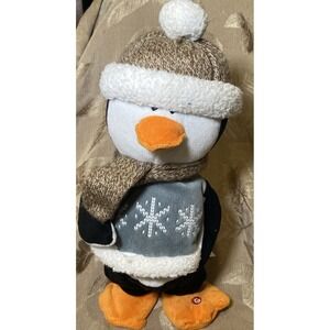 Gemmy Christmas Penguin 2016 Shuffler Animated Sings "Honey I'm Good" & Dance
